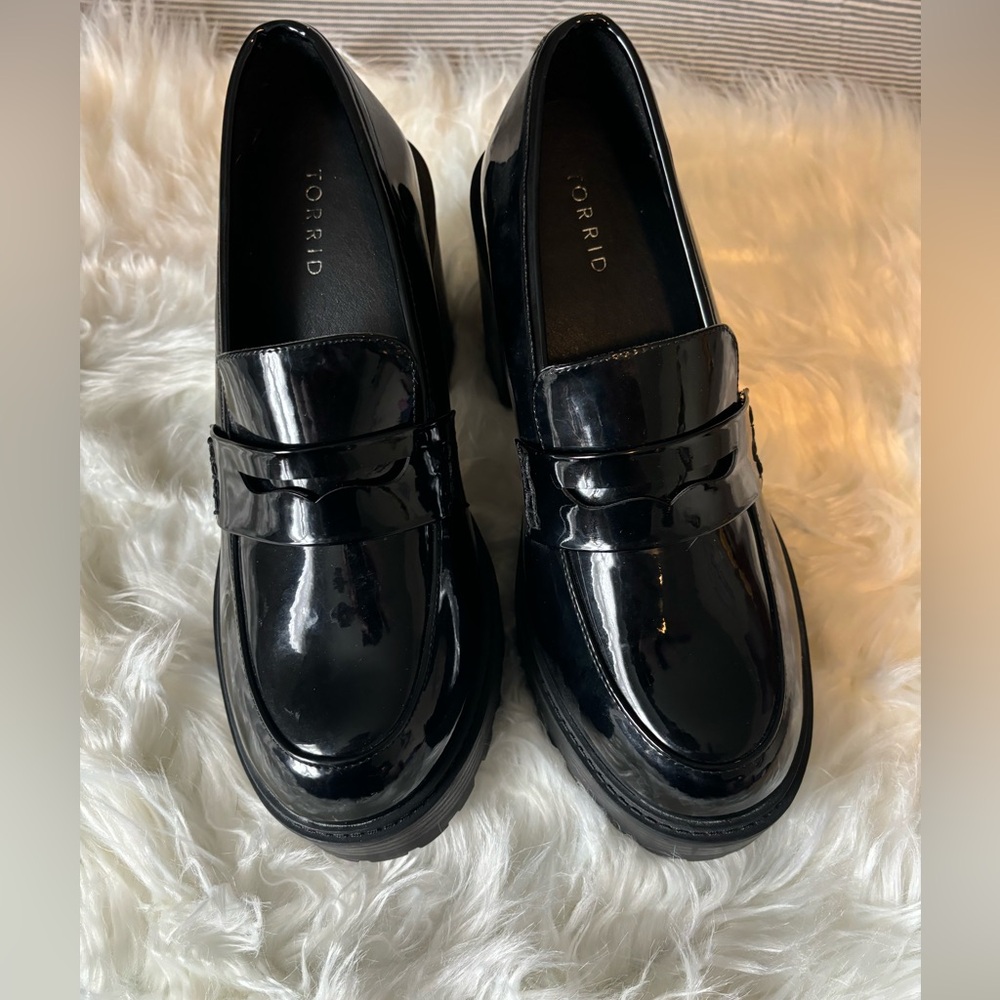 Platform Heeled Loafer